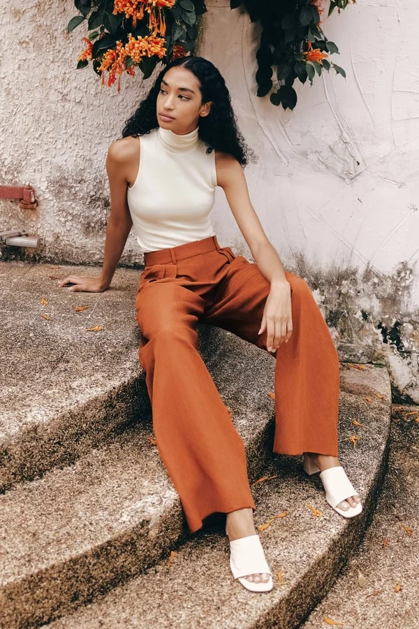 Pleated silk-linen trousers